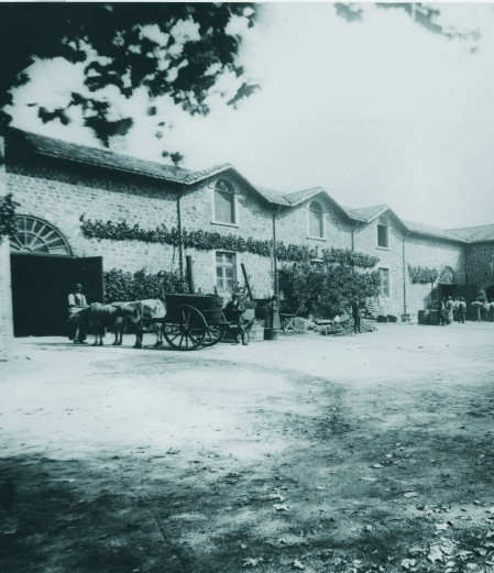 photo historique du chateau de poncie